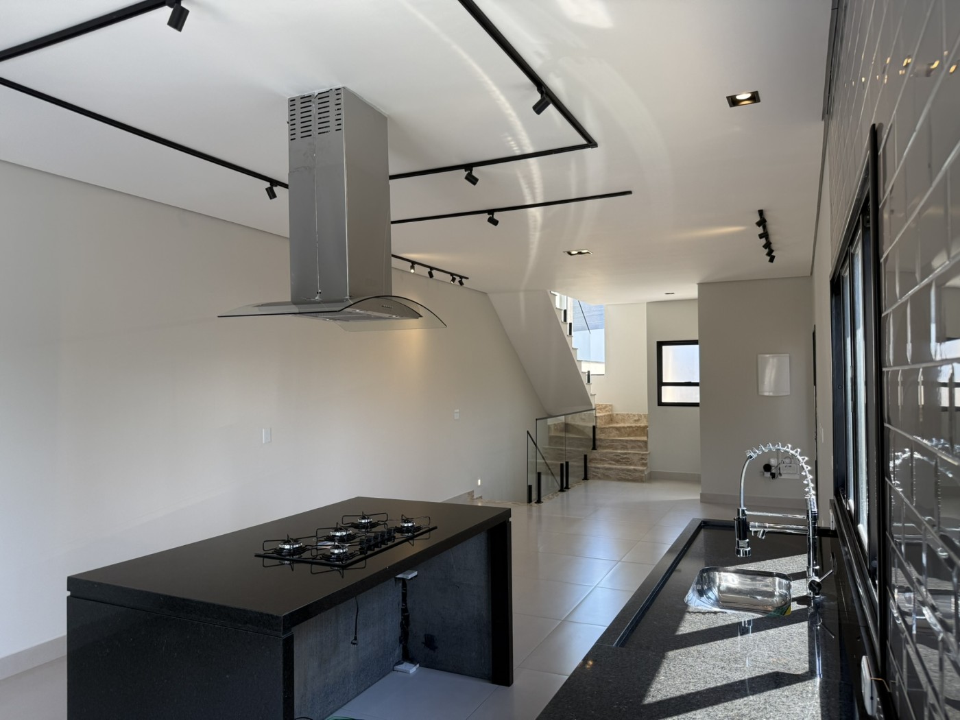 Casa, 3 quartos, 240 m² - Foto 25