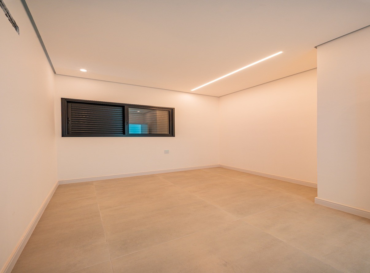 Casa, 4 quartos, 225 m² - Foto 10