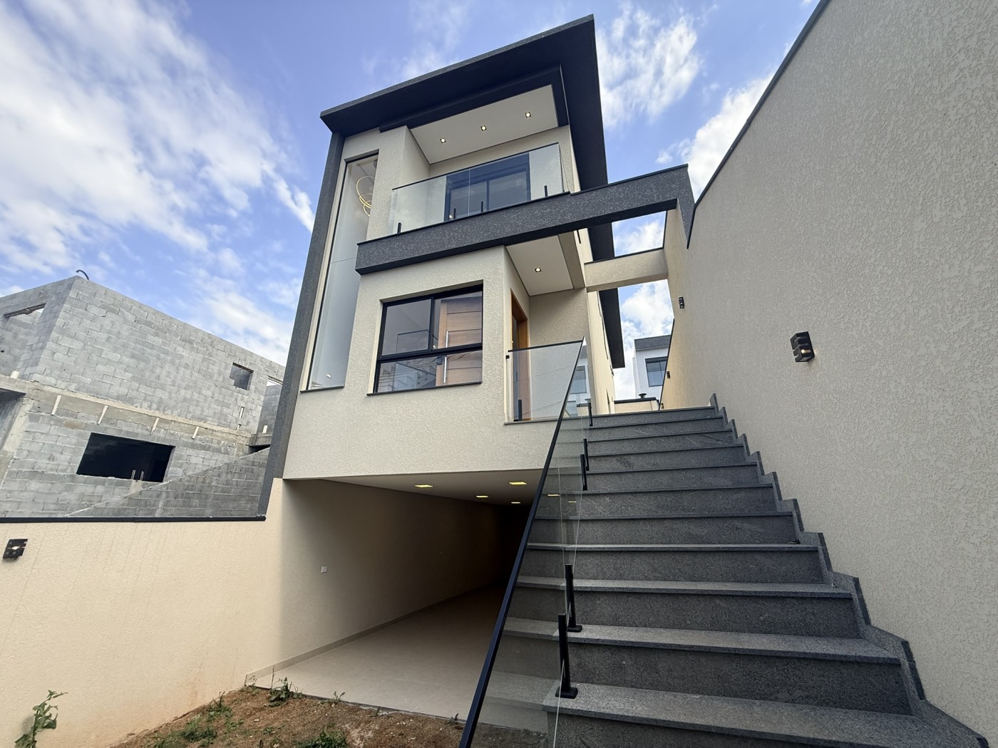 Casa, 4 quartos, 208 m² - Foto 3