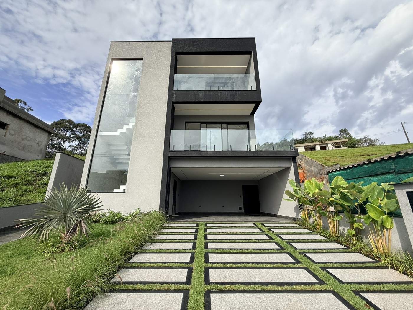 Casa, 3 quartos, 300 m² - Foto 1