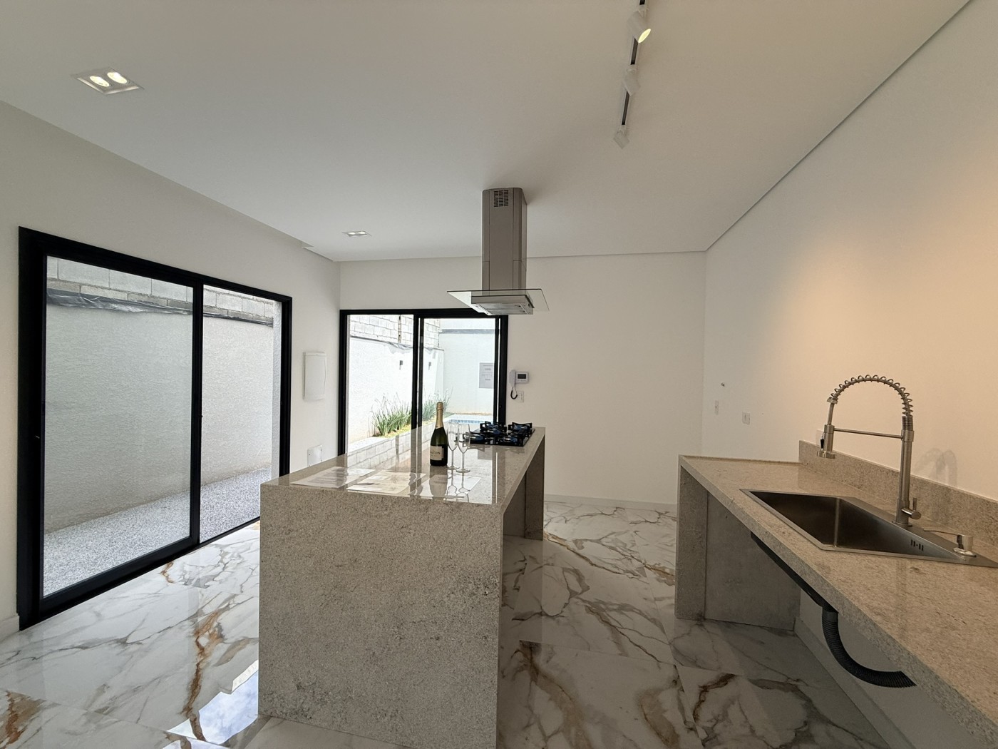 Casa, 3 quartos, 180 m² - Foto 10