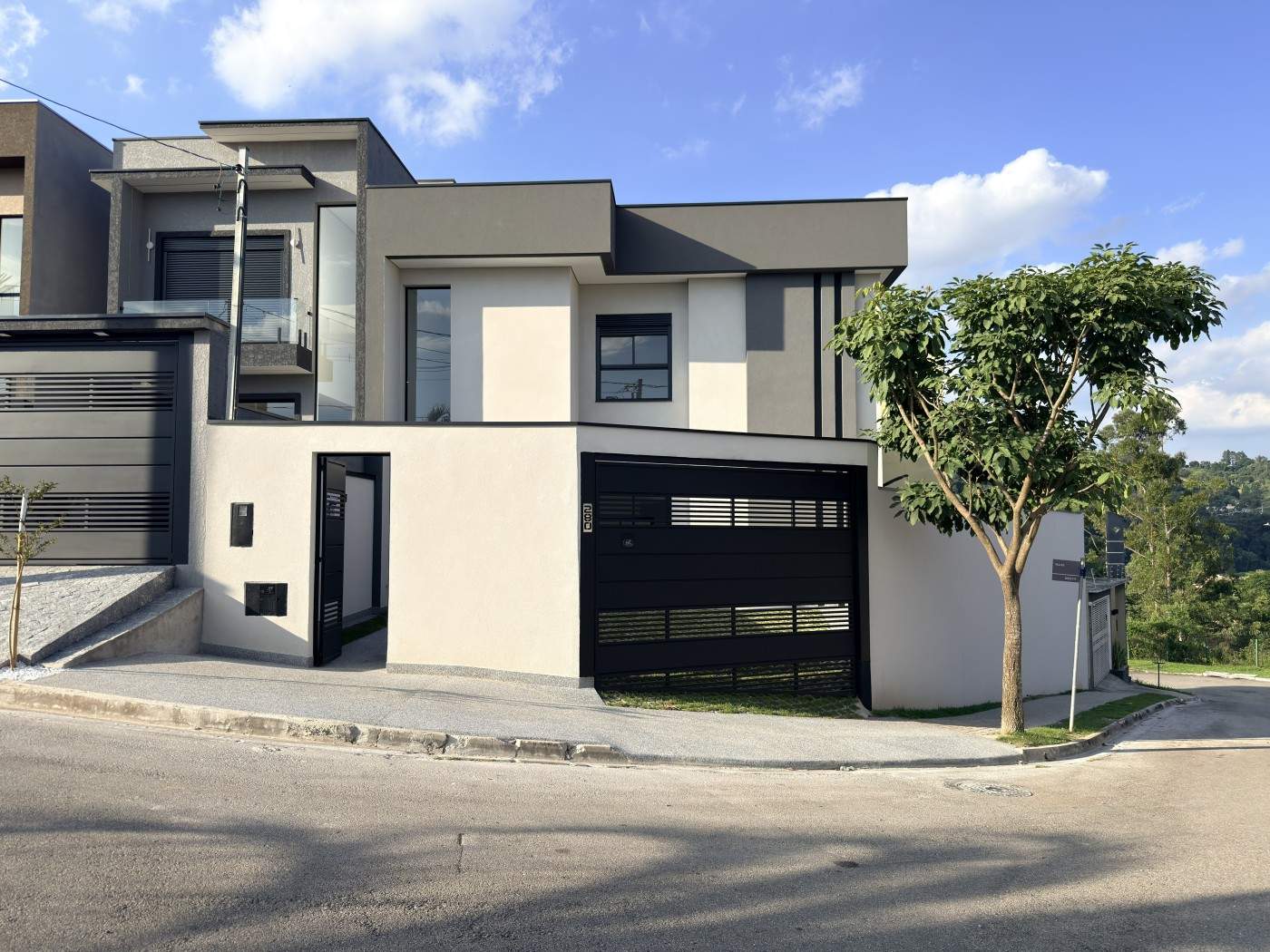 Casa Esquina Nova Jaguari com Piscina Planejados e 3 Suítes