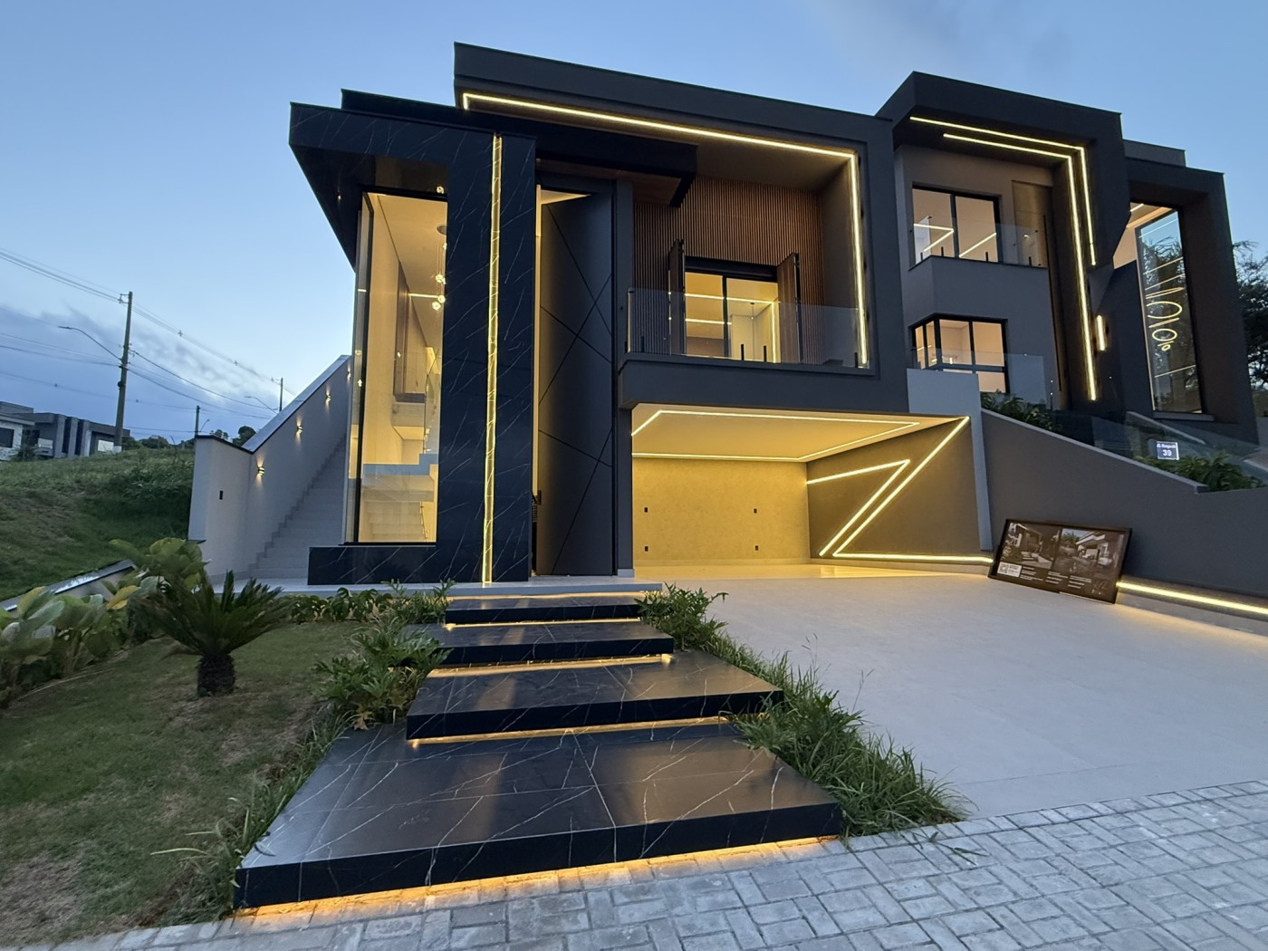 Viva com Luxo e Tecnologia no Residencial Reserva Santa Anna